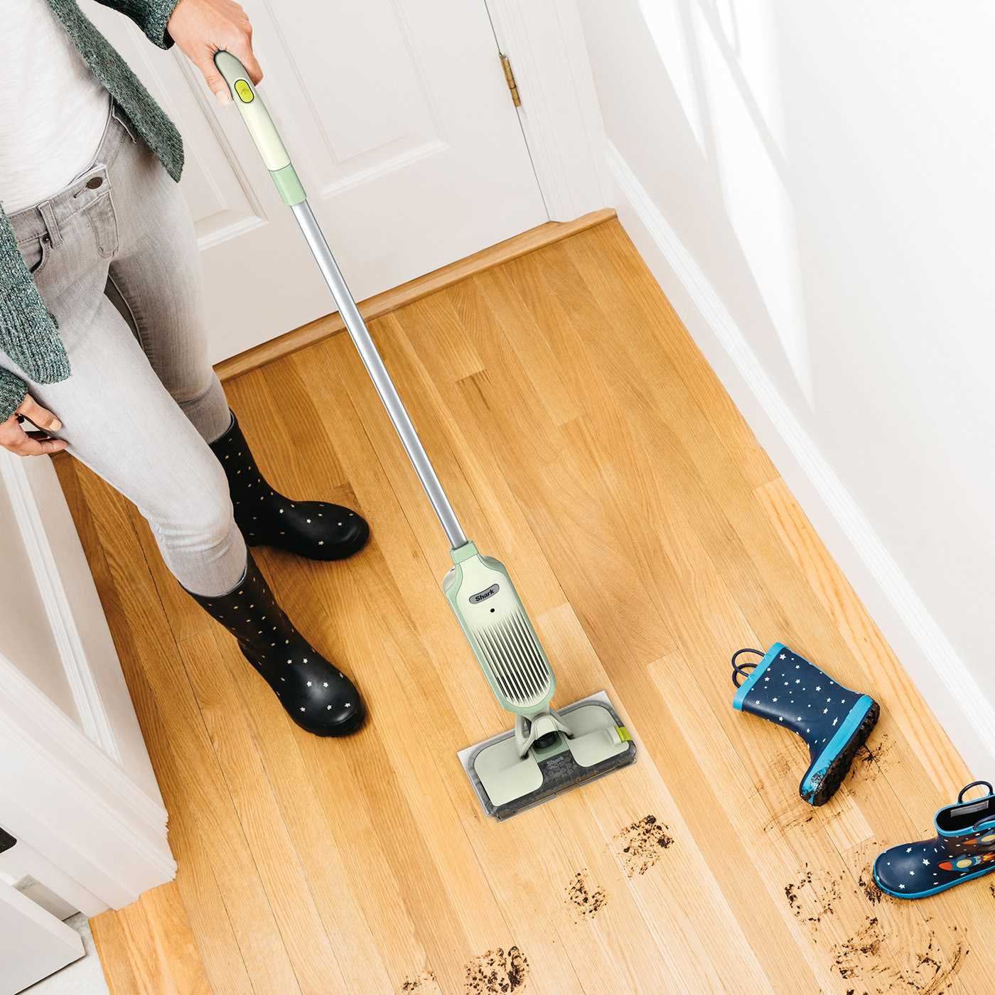 Lightweight Cordless Convenience